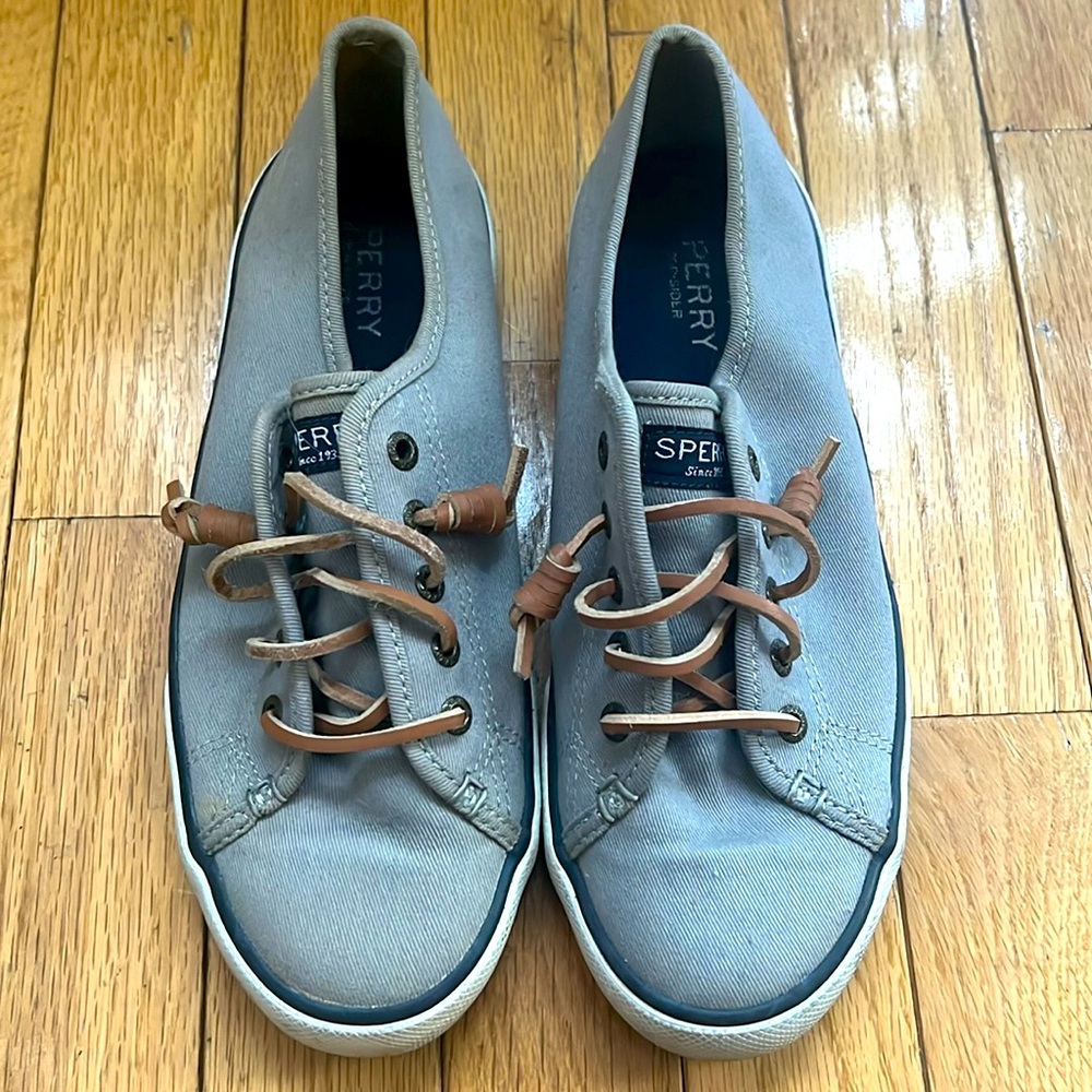 Sperry Top Sider
Size US 7M